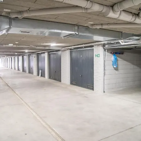 Blizej Morza 102 Z Prywatnym Garazem I Rowerami W Cenie Колобжег