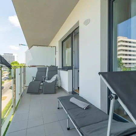 アパート Blizej Morza 102 Z Prywatnym Garazem I Rowerami W Cenie コウォブジェク