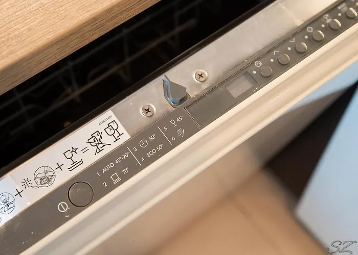 Blizej Morza 102 Z Prywatnym Garazem I Rowerami W Cenie 아파트