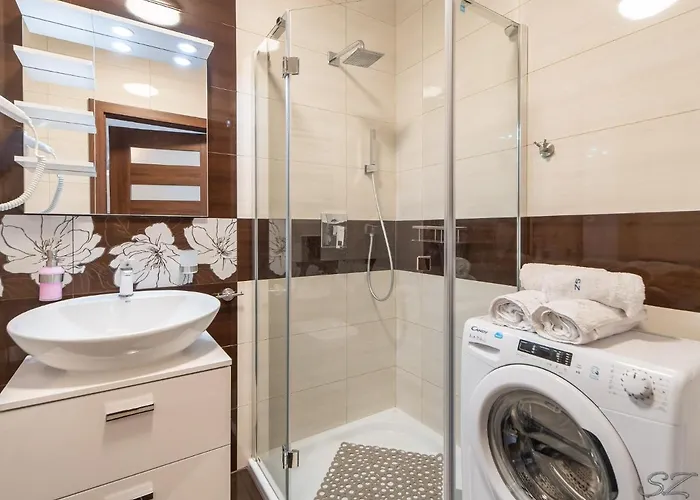 Lägenhet Blizej Morza 102 Z Prywatnym Garazem I Rowerami W Cenie Kołobrzeg