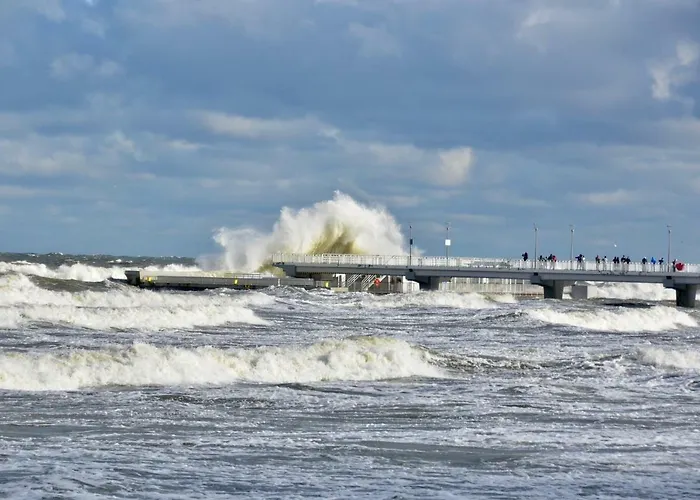 Blizej Morza 102 Z Prywatnym Garazem I Rowerami W Cenie 아파트